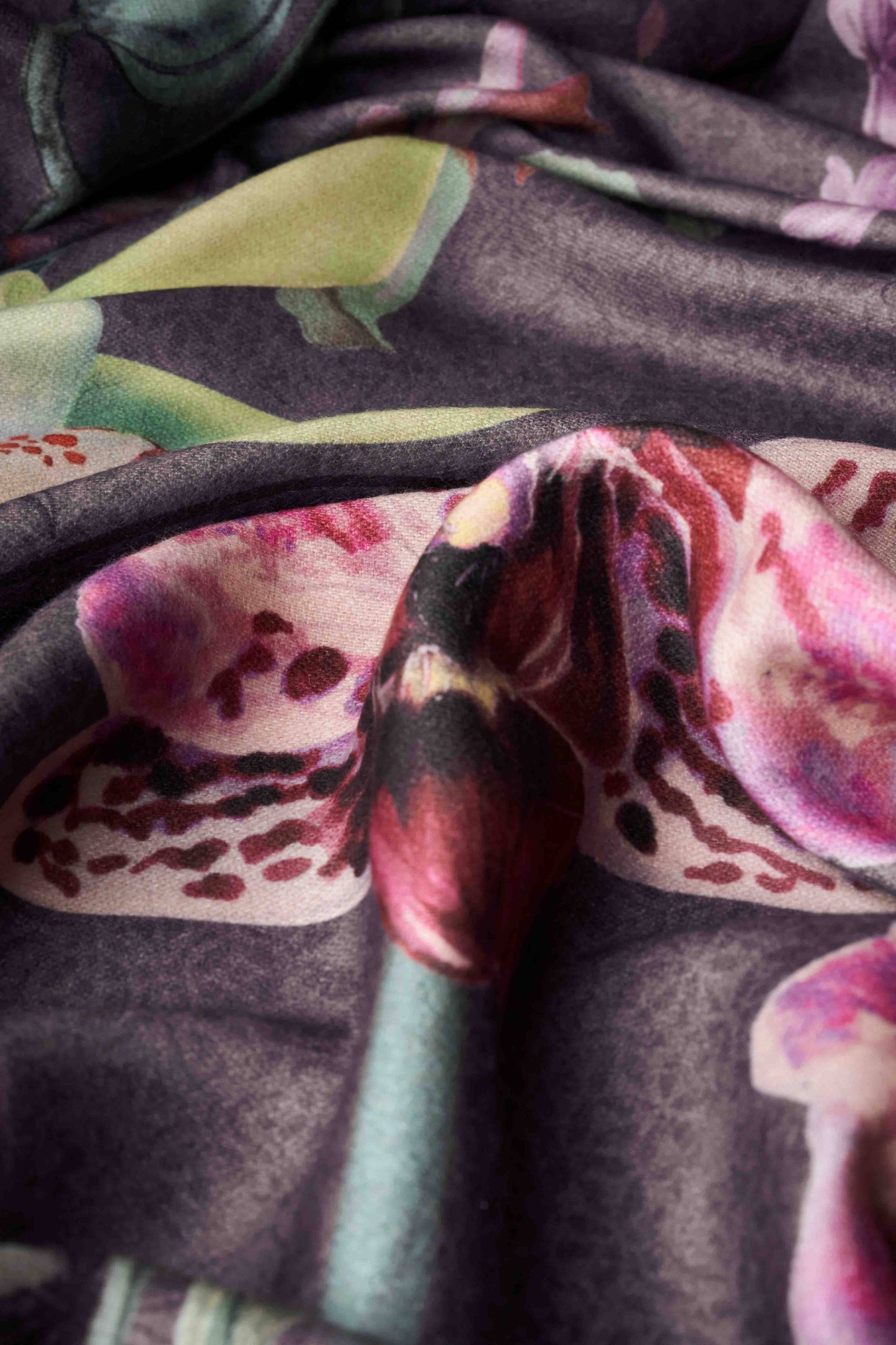 Vibrant Scarves for Free-Spirited Elegance