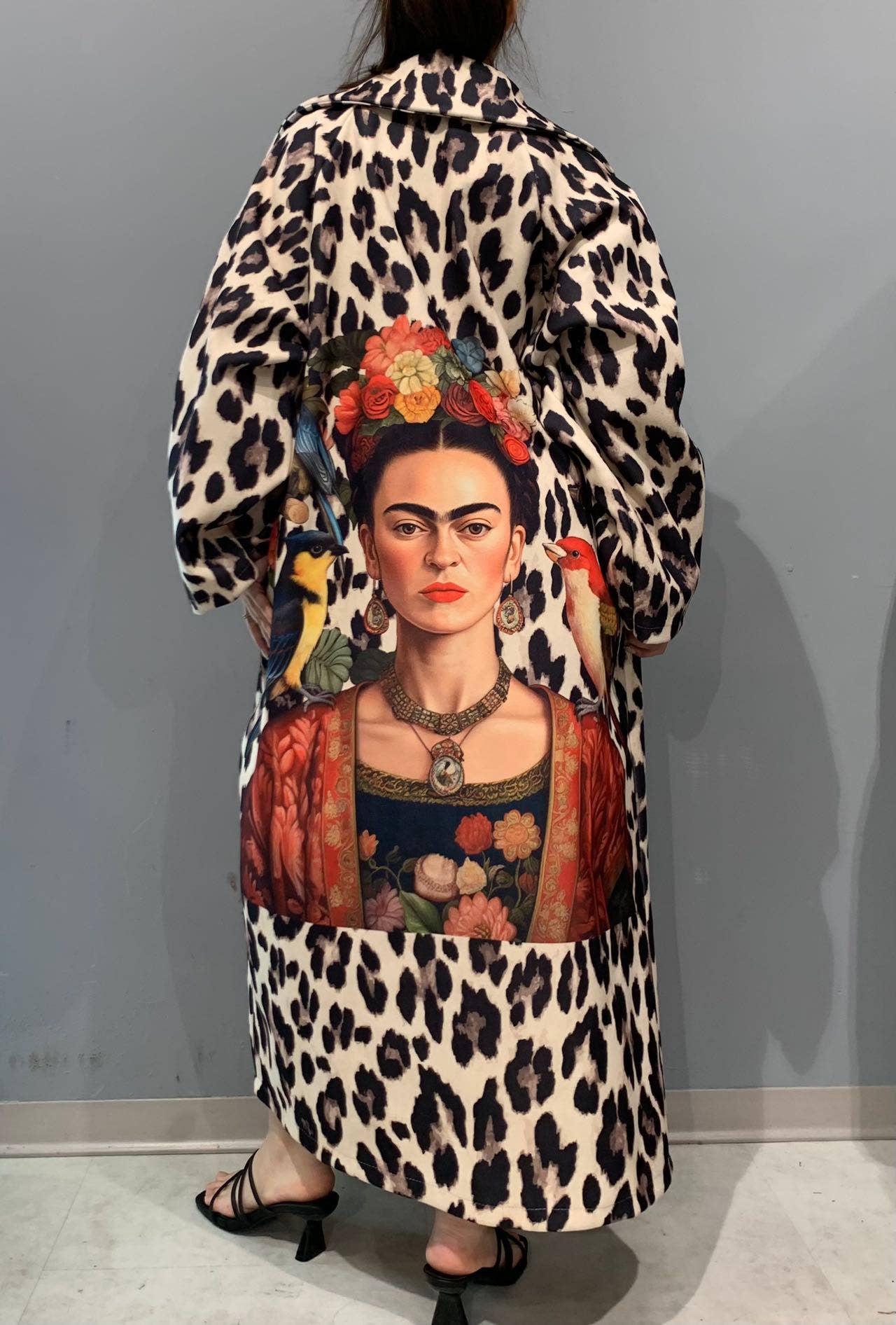 Art Meets Fashion: Frida Kahlo Leopard Print Coat